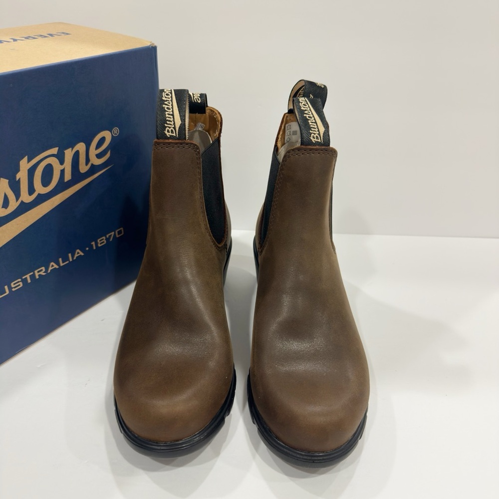 Blundstone 1673 Antique Brown Leather Heel Chelsea Ankle Women’s Boots - Picture 2 of 9